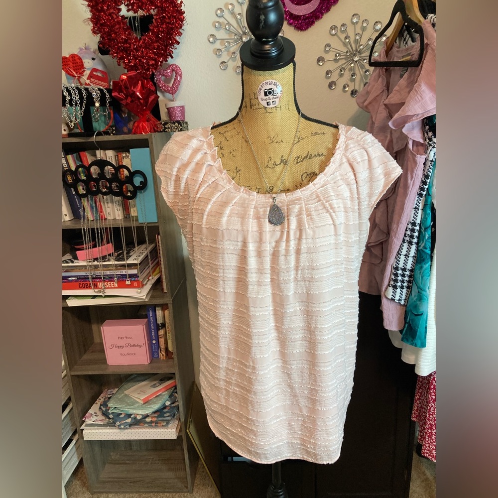 Lauren Conrad light pink lace blouse size medium